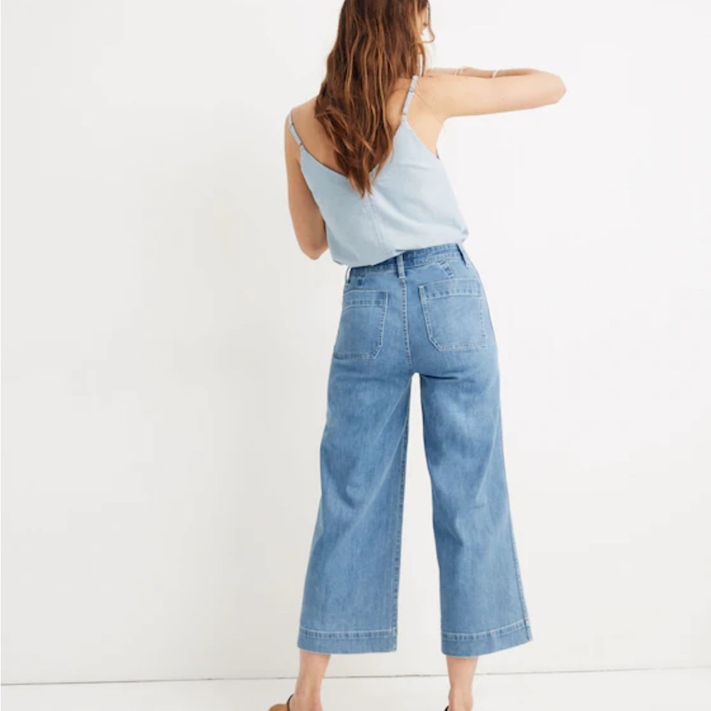 Emmet Wide-Legged Cropped Jeans - Picture 2 of 6